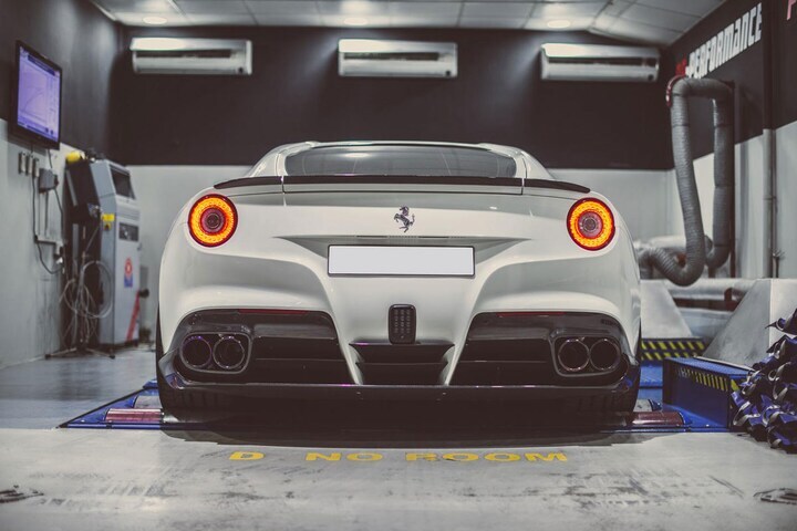Ferrari F12 Berlinetta PP Performance