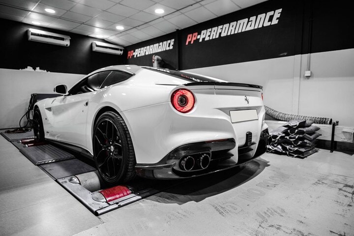 Ferrari F12 Berlinetta PP Performance
