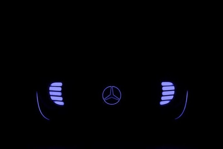 Mercedes-Benz teaser