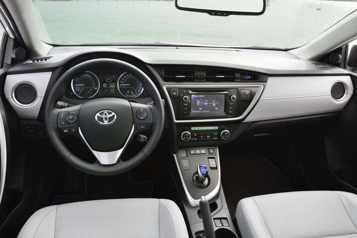 Toyota Auris Touring Sports