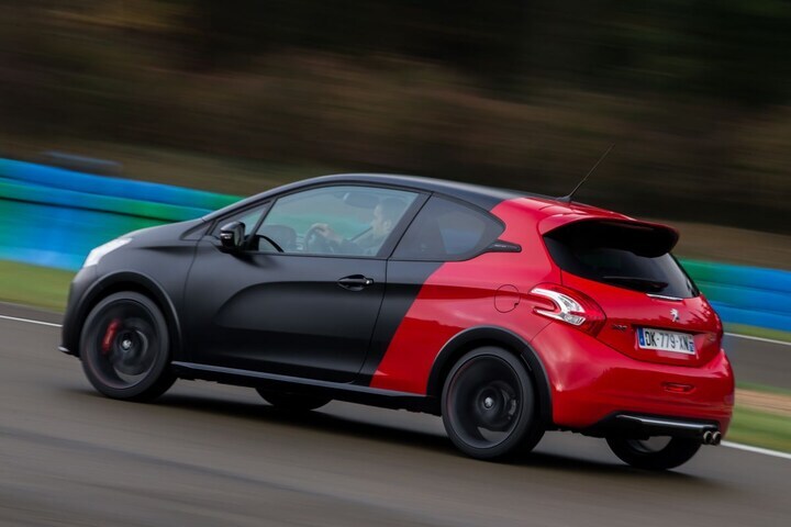 Peugeot 208 GTI 30th