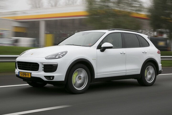 Porsche Cayenne S E-Hybrid