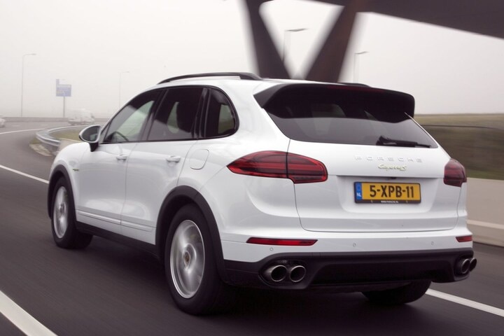 Porsche Cayenne S E-Hybrid