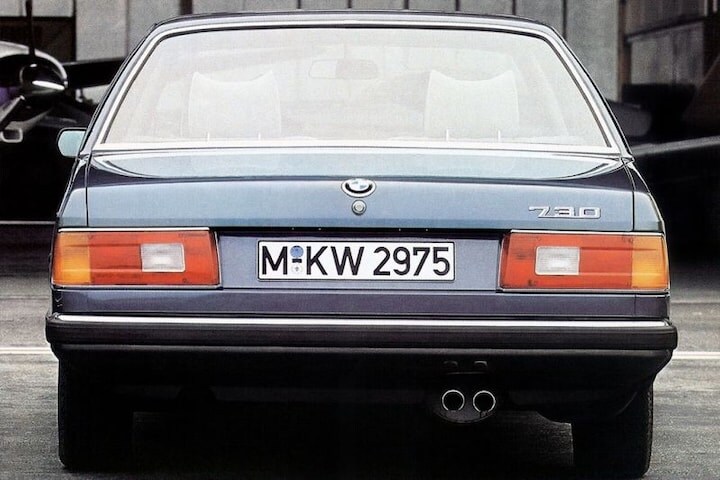 BMW 7-serie E30