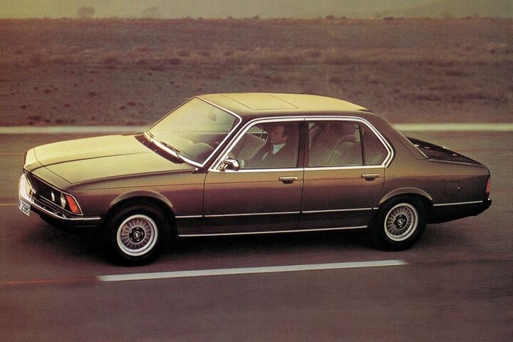 BMW 7-serie E30