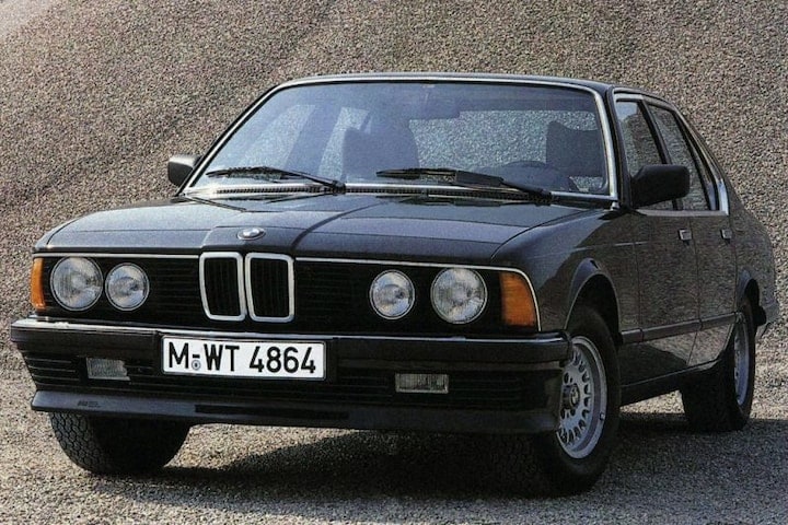 BMW 7-serie E30