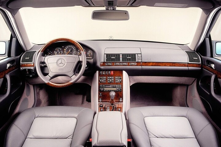 Mercedes-Benz S-klasse W140