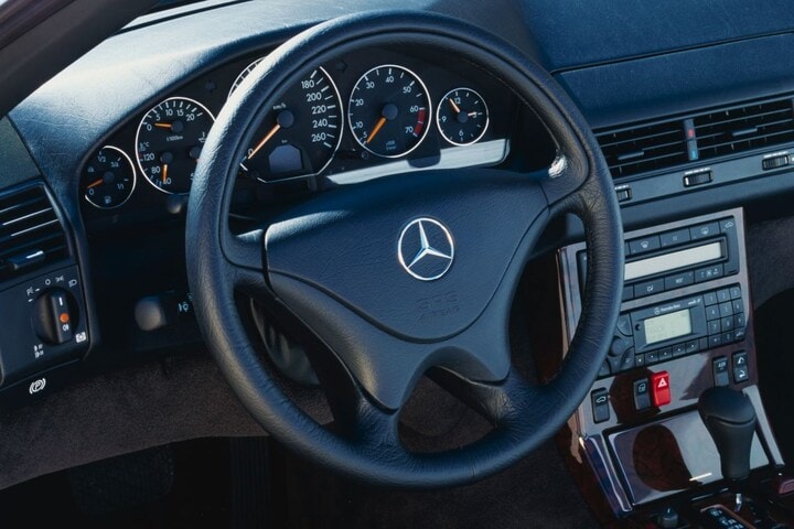 Mercedes-Benz SL R129