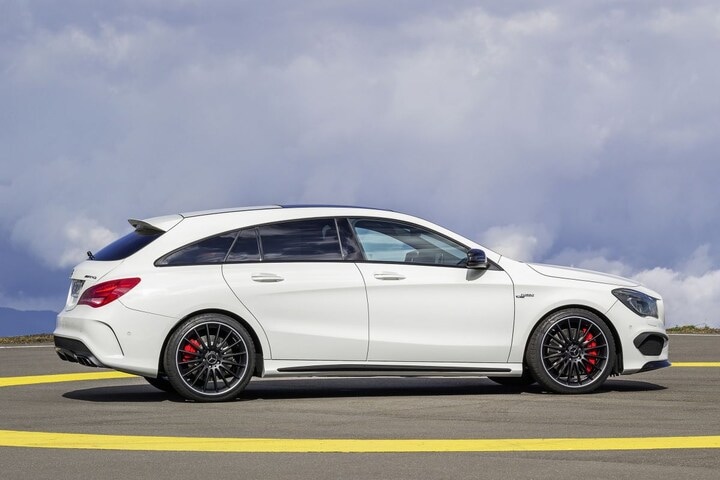 Mercedes-Benz CLA 45 AMG Shooting Brake