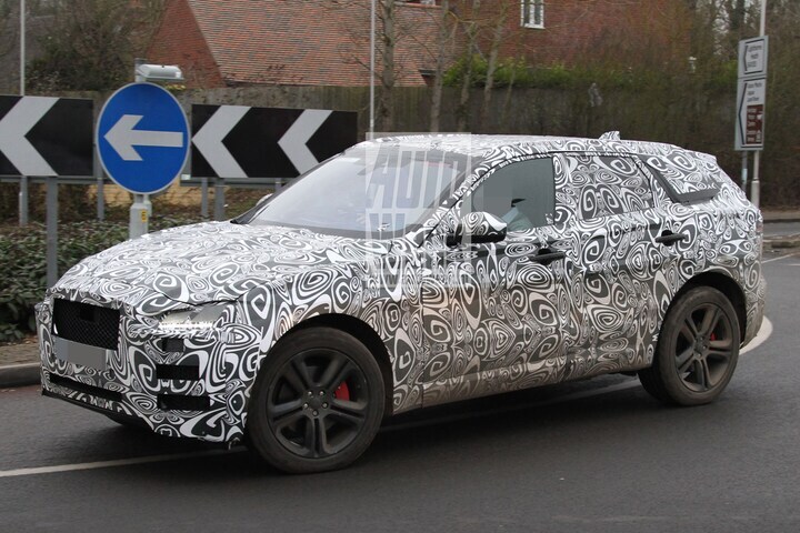 Jaguar F-Pace V6 Supercharged spyshots