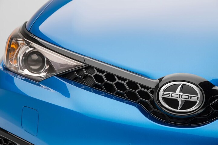 Scion iM en iA