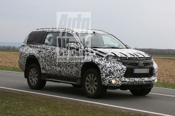 Mitsubishi Pajero spyshots