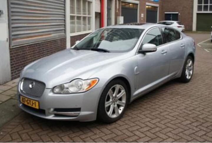 Redactie Raadt Aan - Jaguar XF
