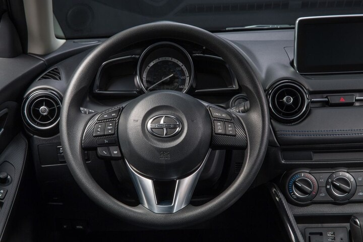 Scion iM en iA