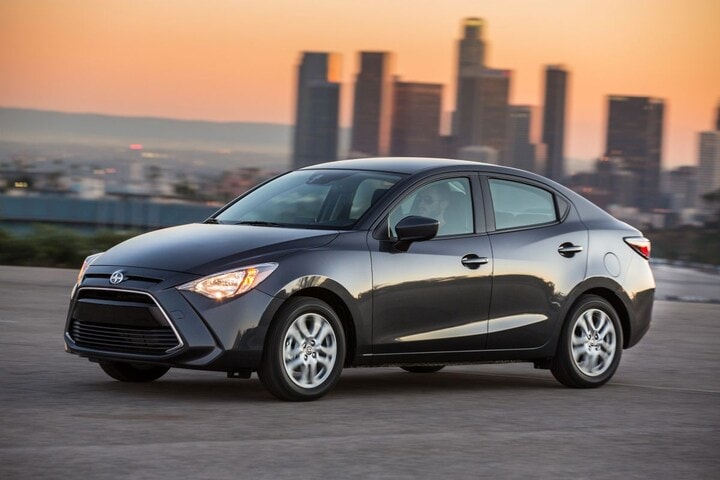 Scion iM en iA