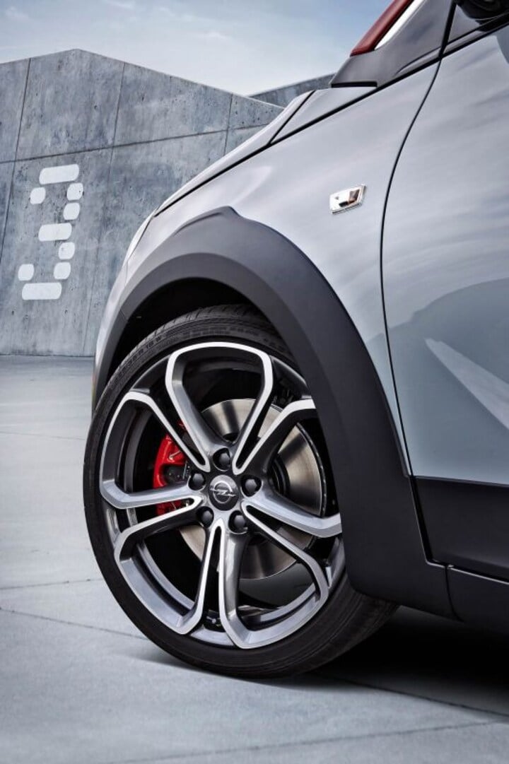 Opel Adam Rocks S