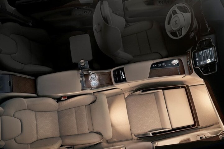 Volvo XC90 Lounge Console
