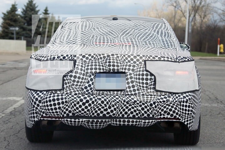 Lincoln Continental spyshots