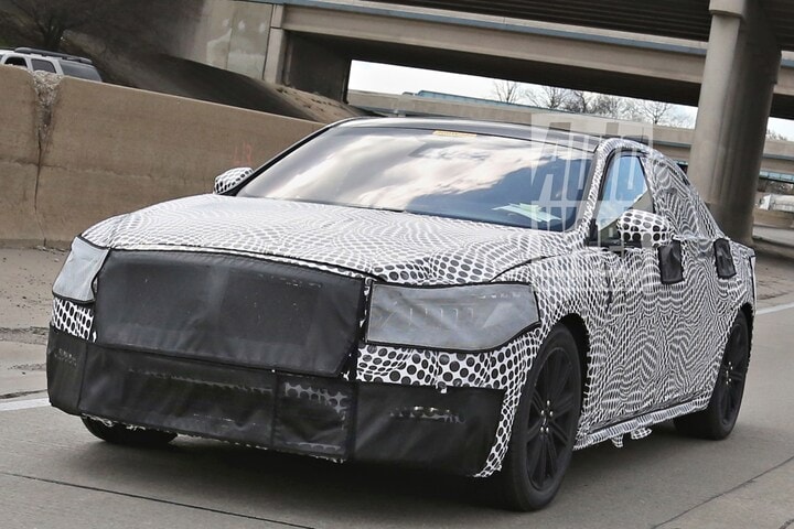 Lincoln Continental spyshots