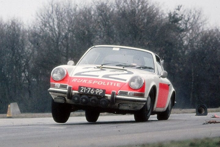Porsche 911 politie (foto archief Lex Goumare)
