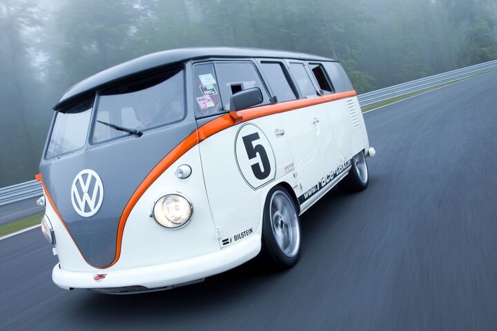 Volkswagen Bulli Race-taxi