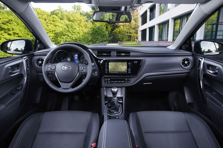 Toyota Auris Tourer Sports