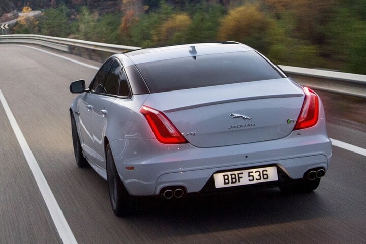 Jaguar XJR