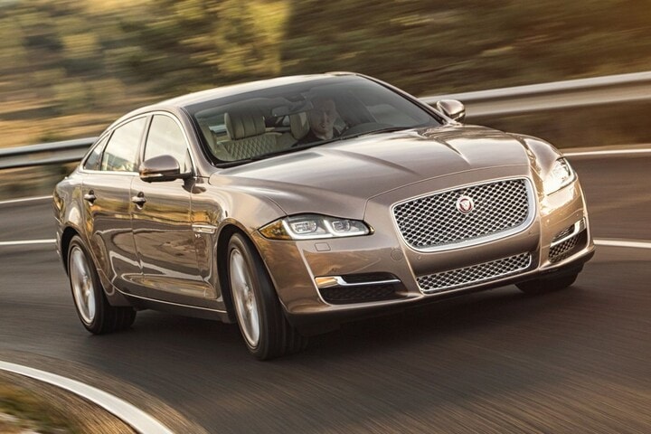 Jaguar XJ L Portfolio