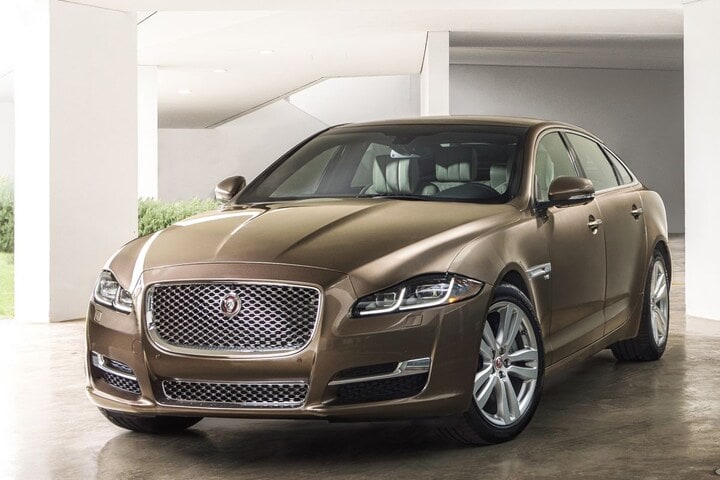 Jaguar XJ L Portfolio