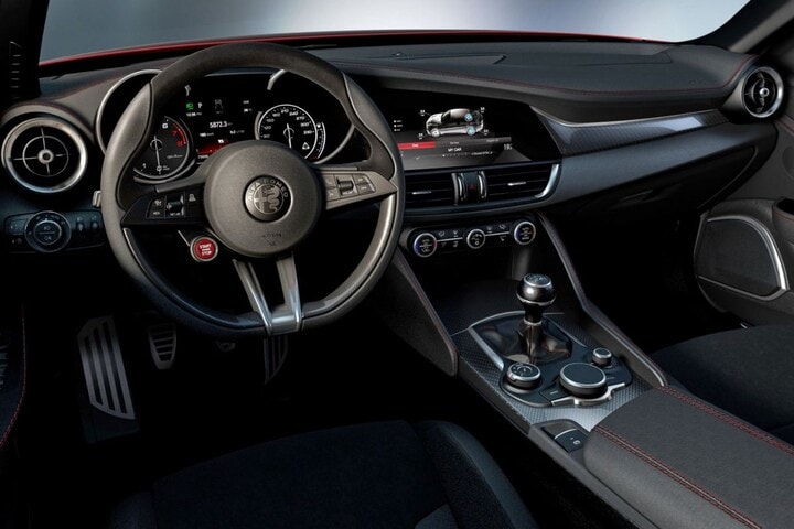 Alfa Romeo Giulia interieur