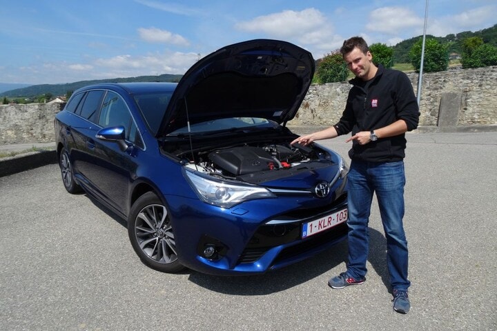 Toyota Avensis 