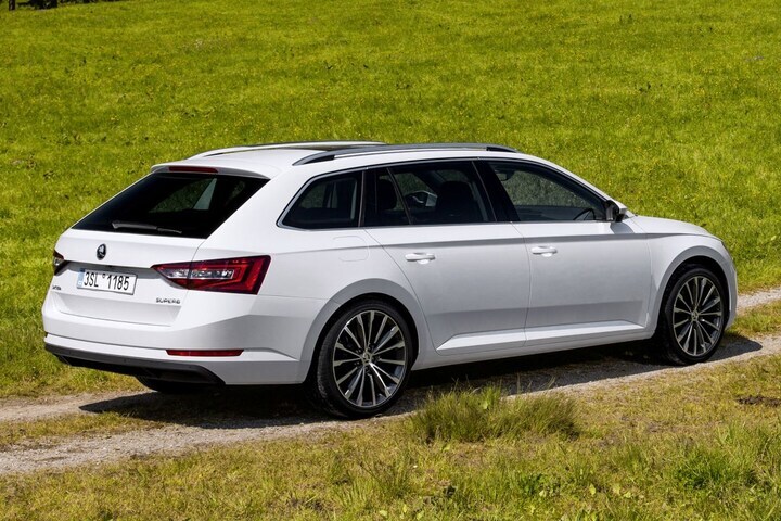 Skoda Superb Combi
