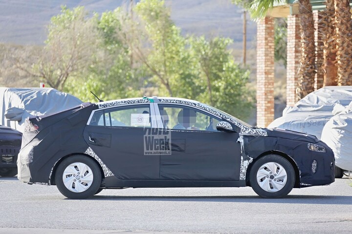 Hyundai Hybrid spy shot (foto SB-Medien)