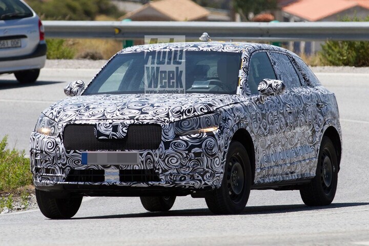 Audi Q1 spy shot (foto SB-Medien)