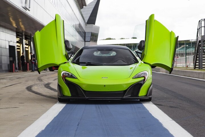 McLaren 675 LT