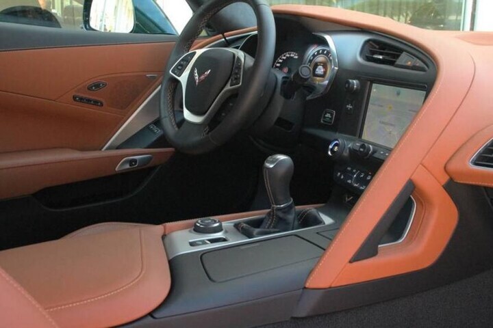 Chevrolet Corvette Stingray Convertible