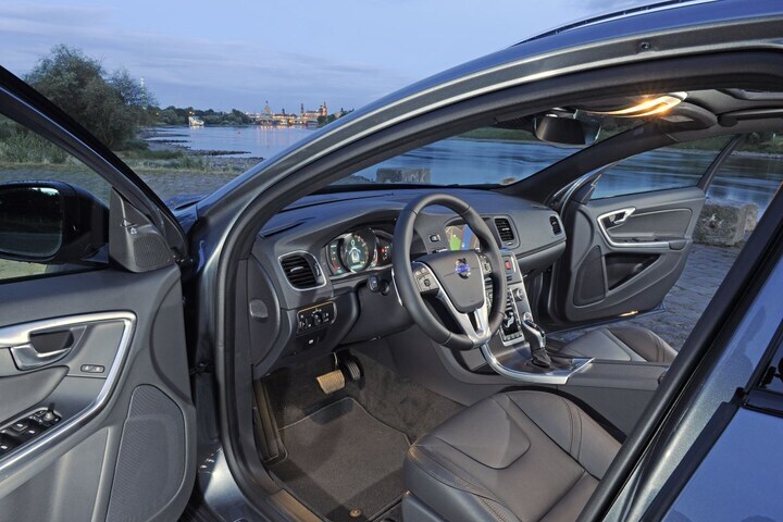 Volvo V60 Cross Country