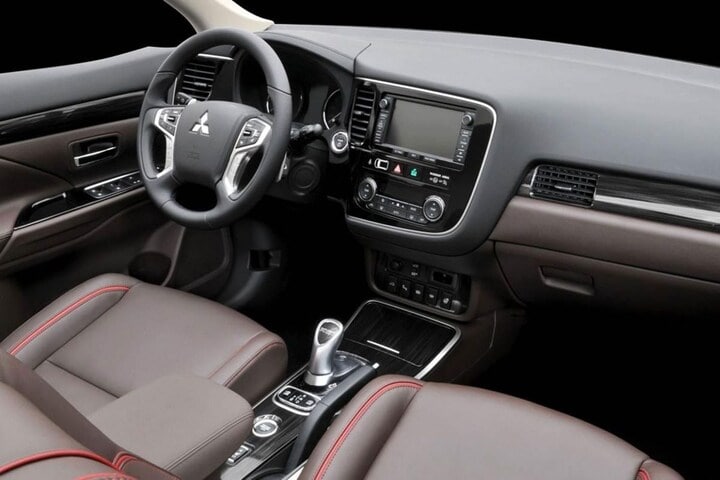 Mitsubishi Outlander PHEV