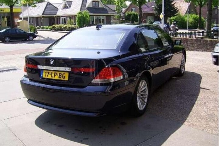 BMW 760Li Redactie Raadt Aan
