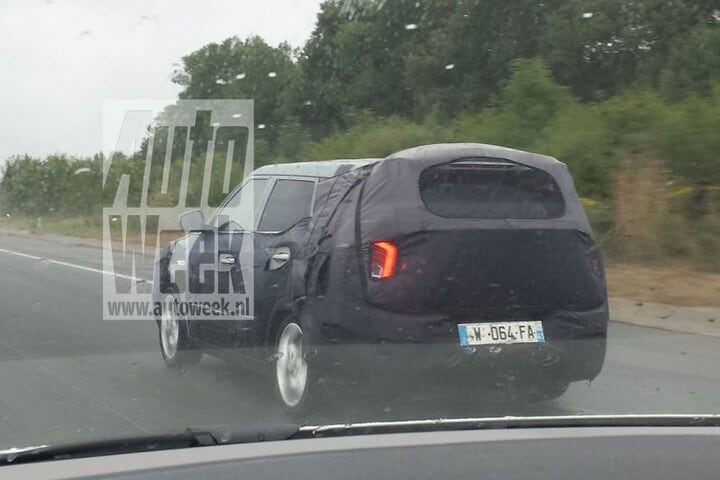 Spyshots SsangYong XLV