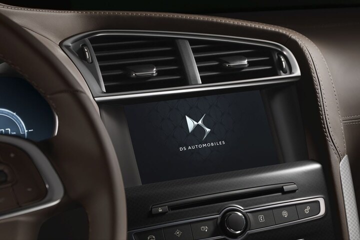 DS 4 