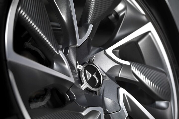 DS 4 