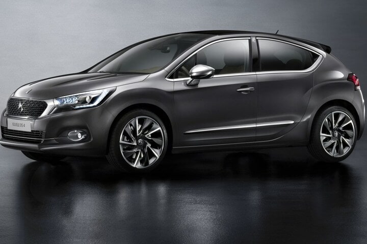 DS 4 