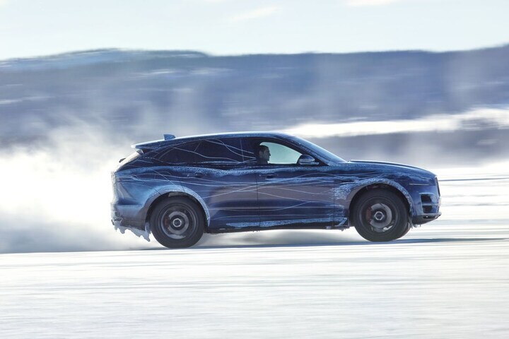 Jaguar F-Pace prototype