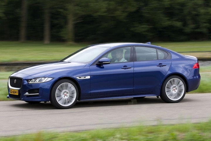 Jaguar XE