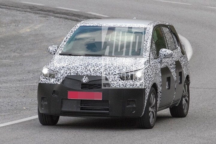 Opel Meriva spyshots