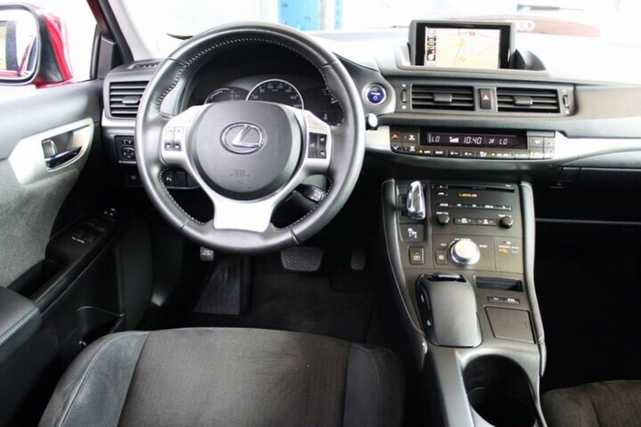 Lexus CT 200h Redactie Raadt Aan