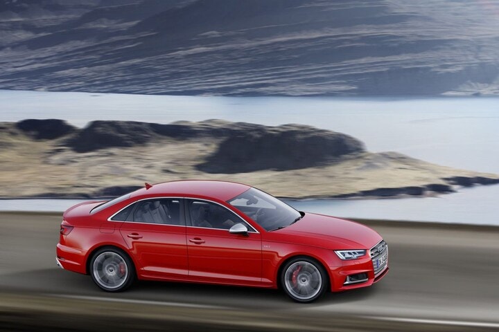 Audi S4
