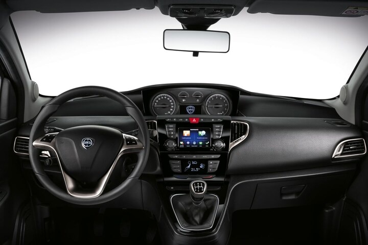 Lancia Ypsilon