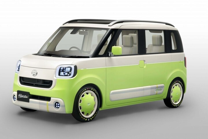 Daihatsu D-Base en Hinata